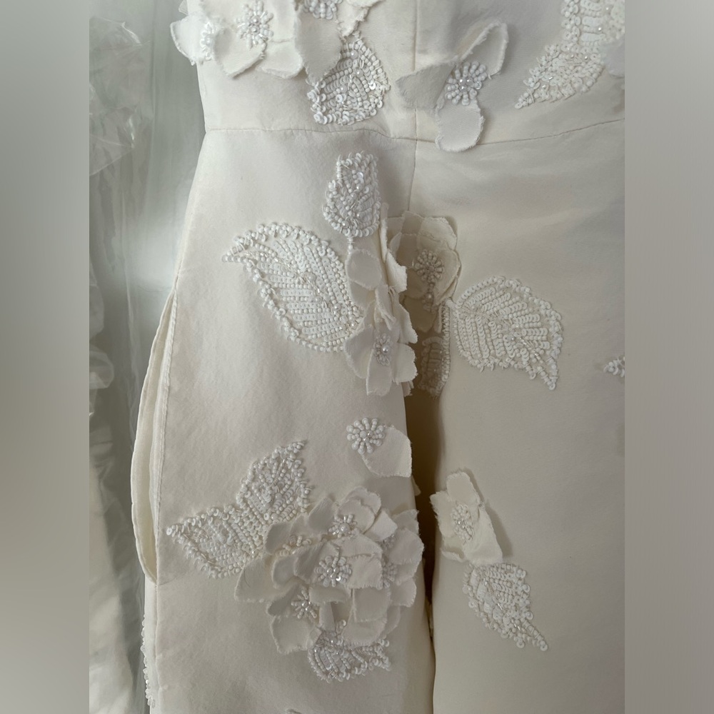 ODLR Fall 2023 Silk Faille Floral + Beaded gown only in a size 8 - Picture 6 of 7